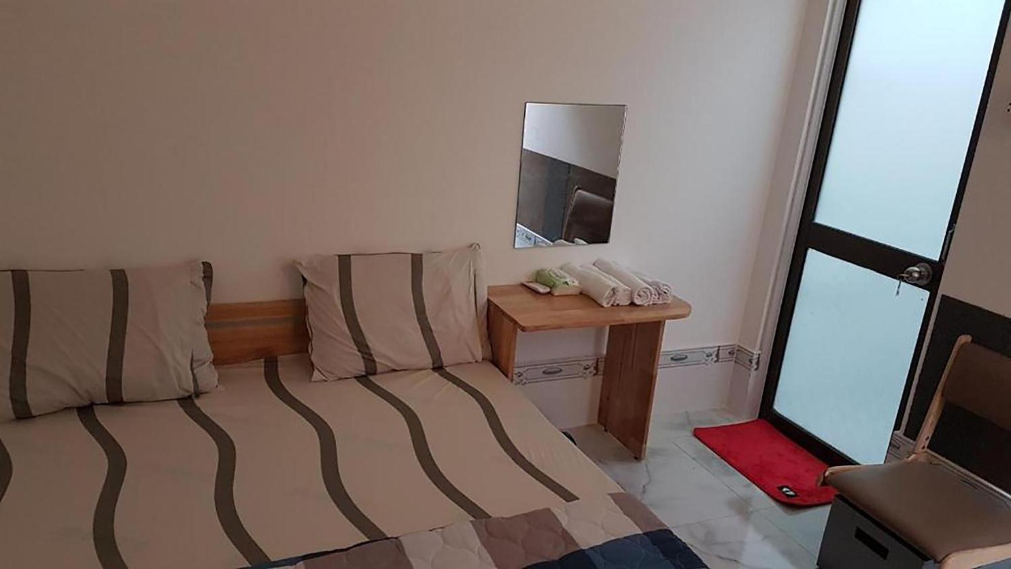 Hoa Lan Motel & Homestay Giong Tu Dien Exterior photo