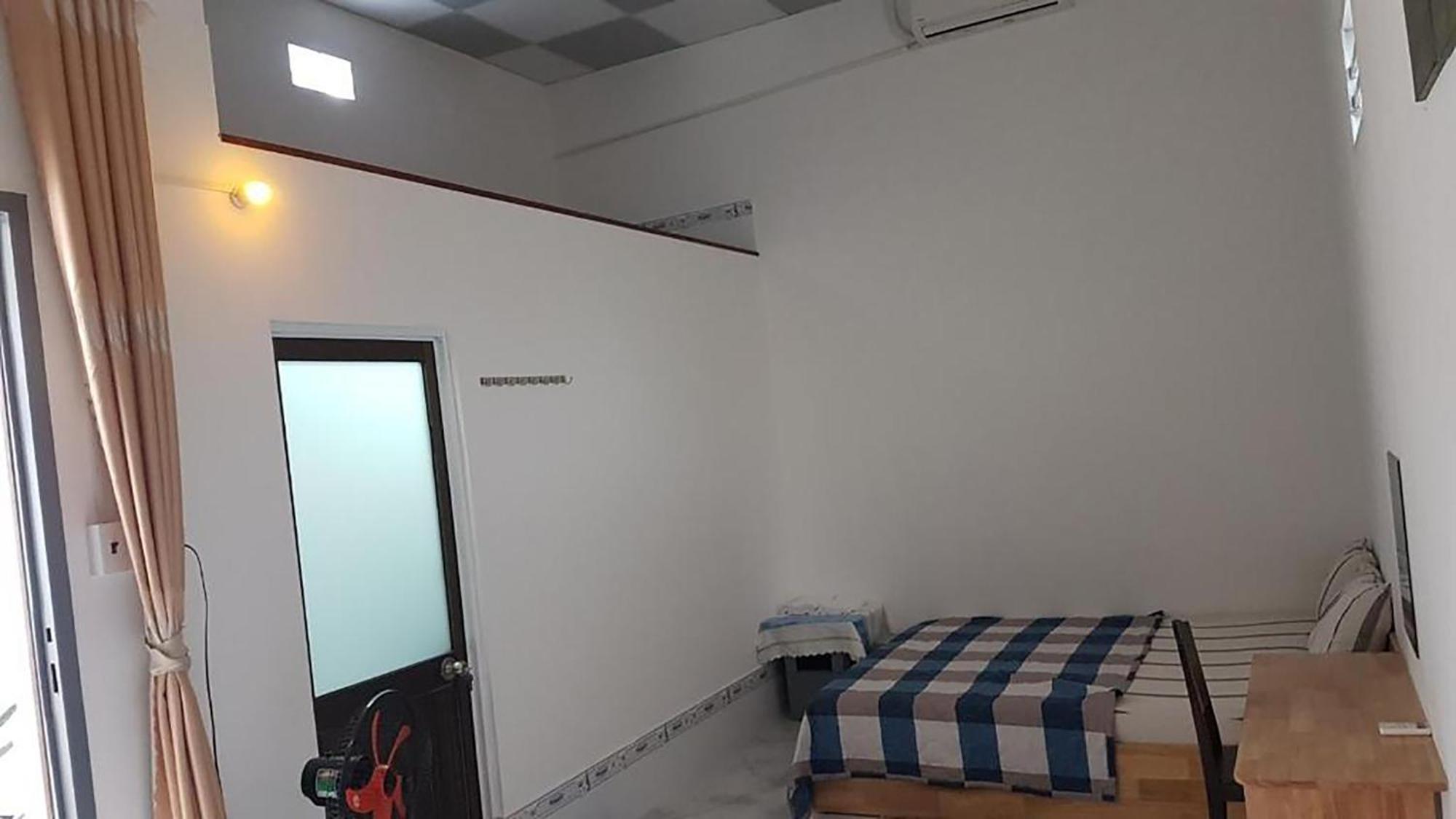 Hoa Lan Motel & Homestay Giong Tu Dien Exterior photo